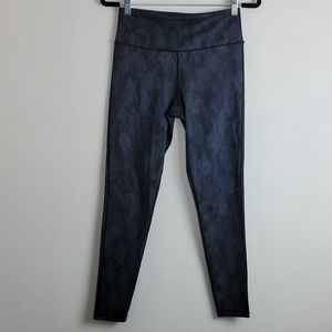 Lillybod high rise 7/8 legging Sz M Navy